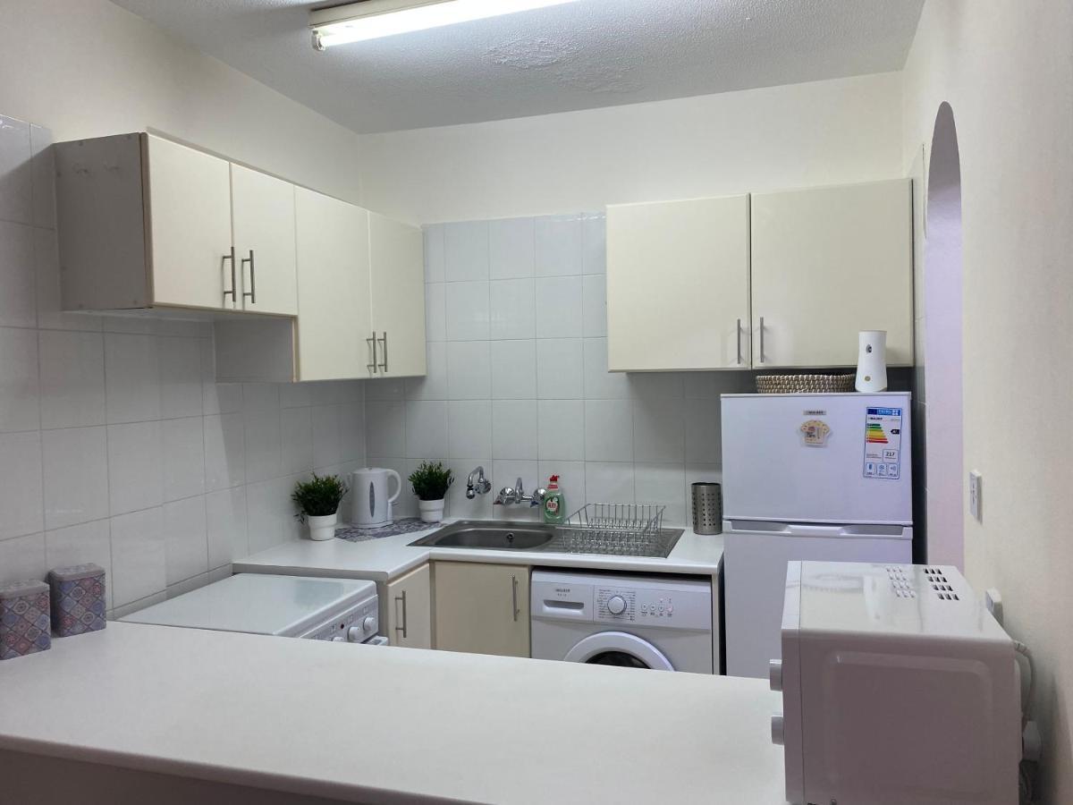 Diamond Apartment With Stunning Sea View Paphos Extérieur photo