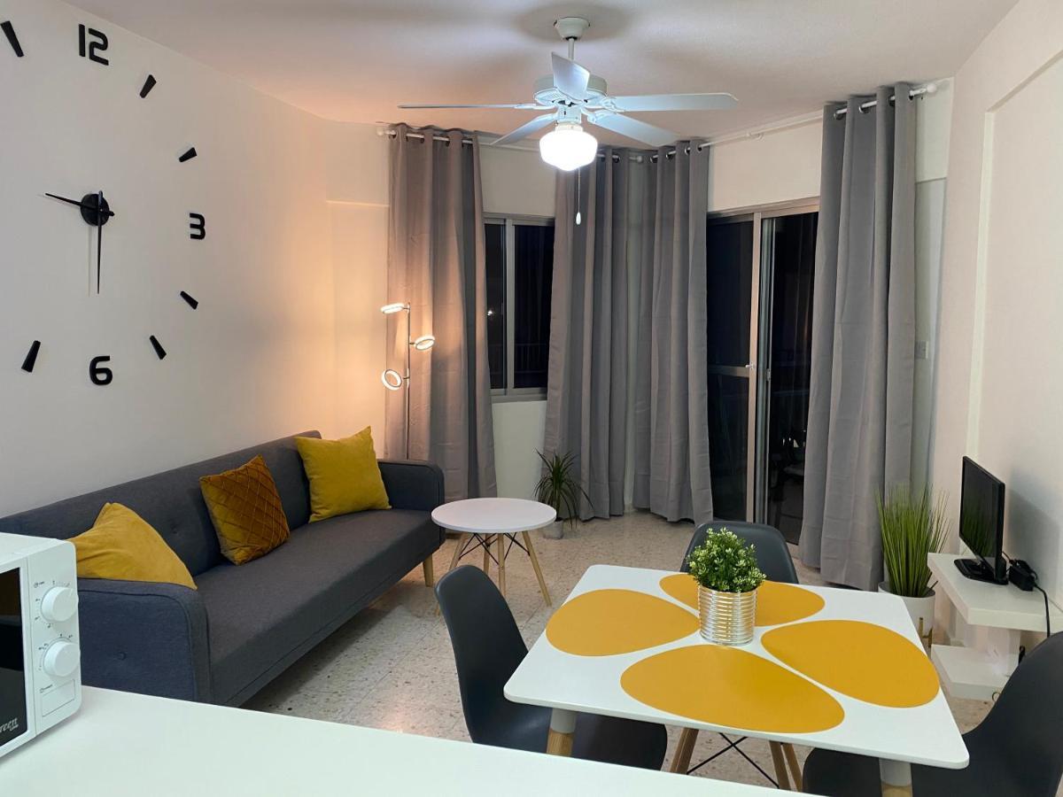 Diamond Apartment With Stunning Sea View Paphos Extérieur photo